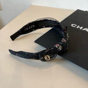 Gucci hair accessories